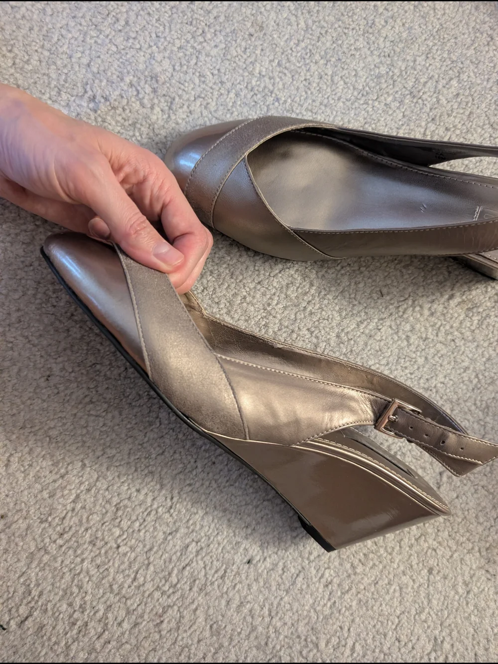 New Women’s BANDOLINO Slingback Peep-Toe Wedges In Copper
